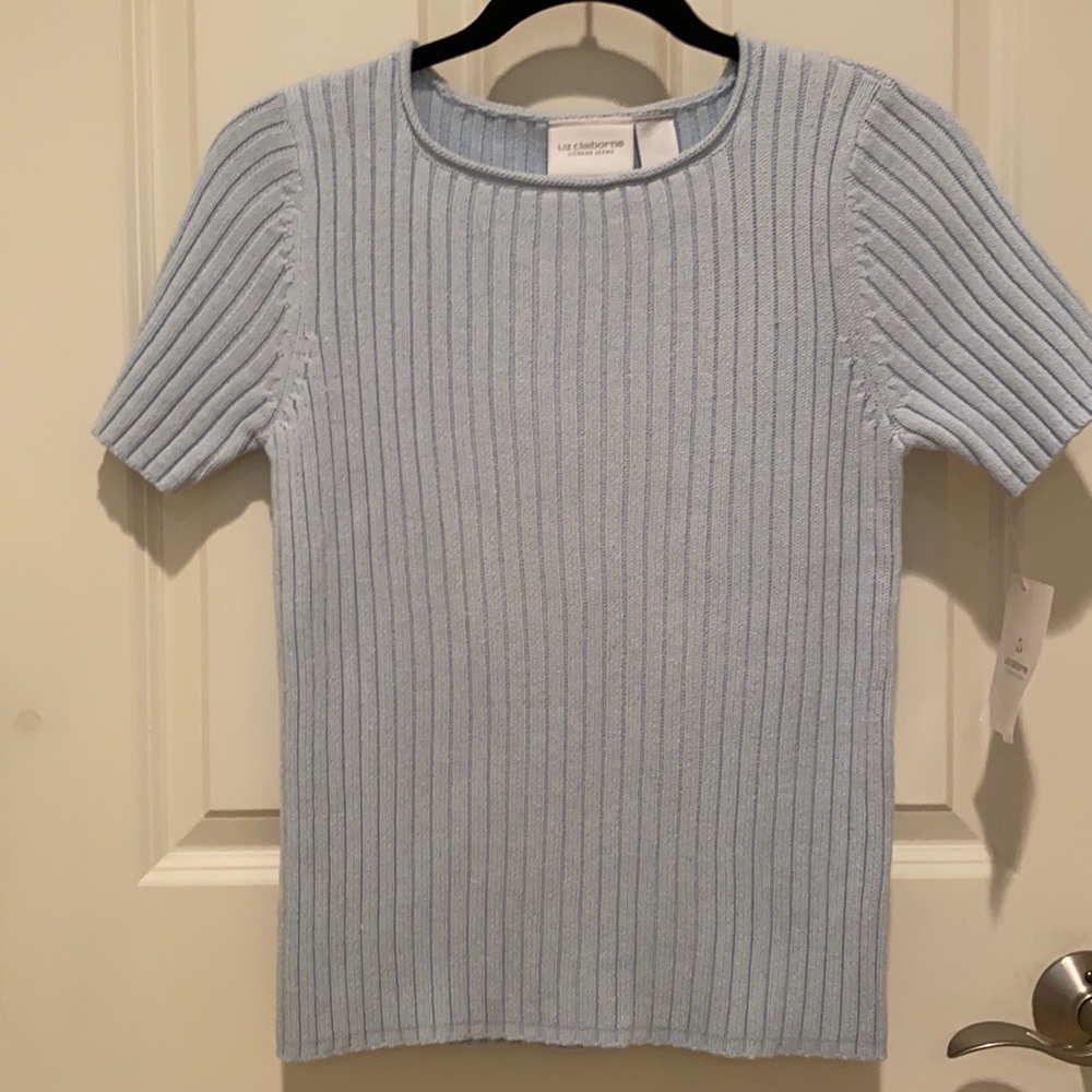 Liz Claiborne Blue Top Size M-NWT